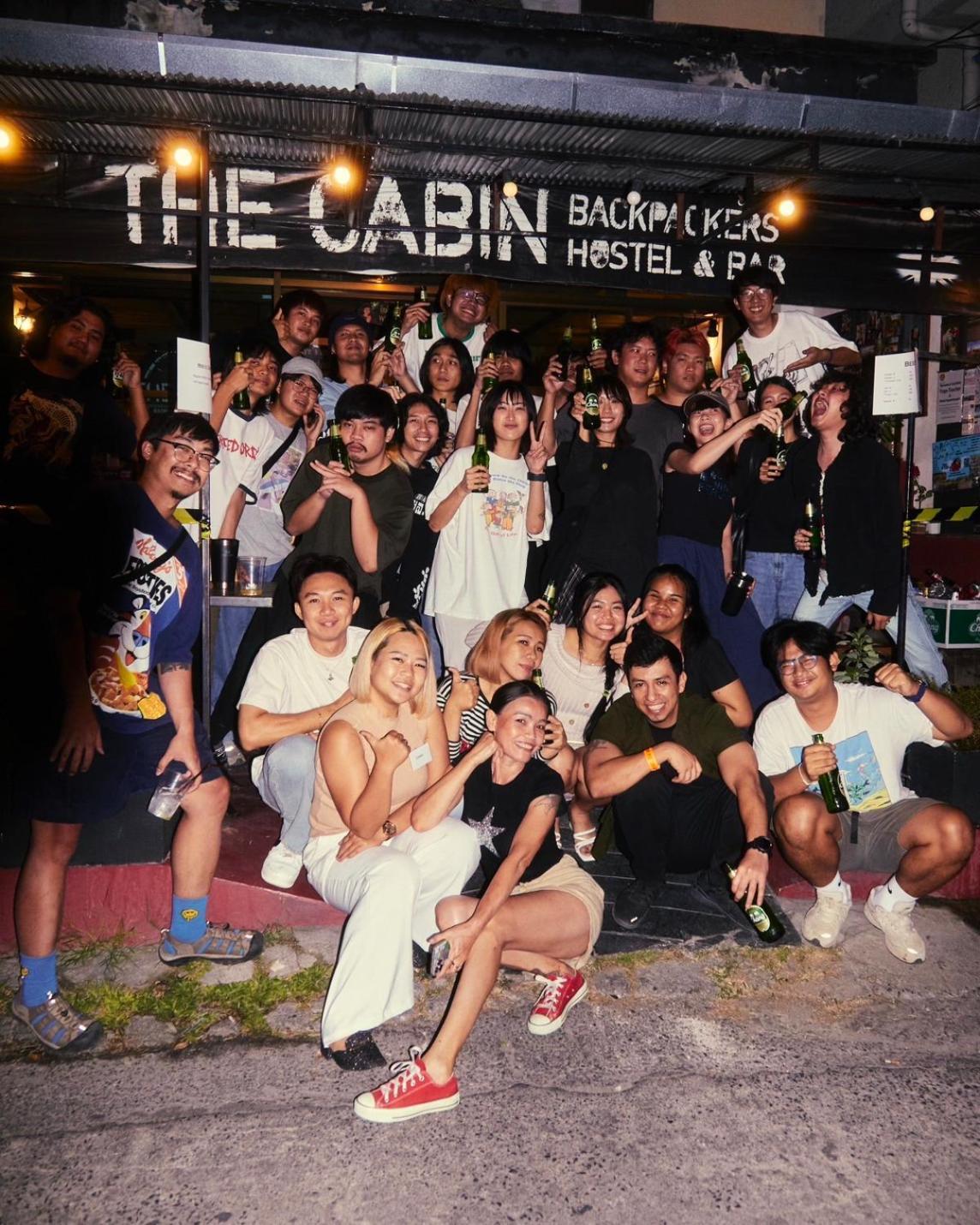 The Cabin Backpackers Hostel & Bar Chiang Mai Exterior photo